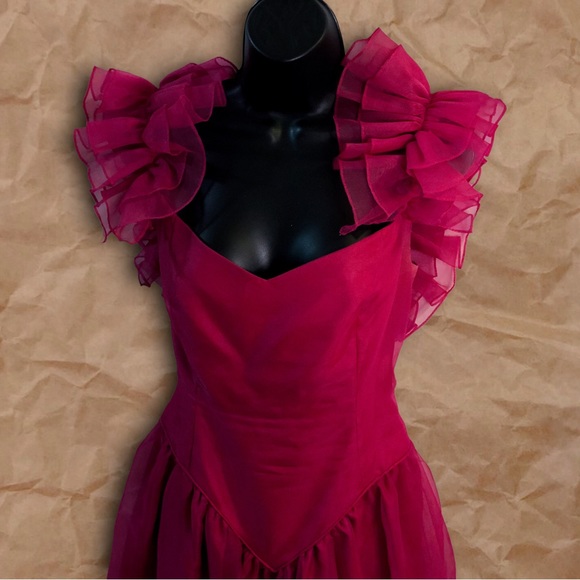 Vintage Dresses Vintage Fuchsia Pink Ruffle Sleeve Ball Gown Dress